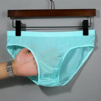 1vnt Vyriškos kelnaitės Vyriškos ledinės šilko boksinės besiūlės apatinės kelnaitės Vyriški itin ploni kvėpuojantys bokseriniai šortai Vyriški apatinės kelnaitės bokseriai M mėlyna
