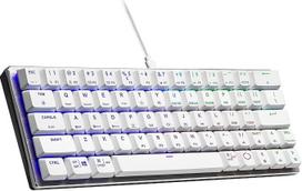 "Cooler Master SK620" laidinė žaidimų klaviatūra - kompaktiškas 60 % išdėstymas, plokšti mechaniniai jungikliai, RGB apšvietimas kiekvienam mygtukui, valdymas iš karto - QWERTZ, vokiška klaviatūra, sidabro/baltos spalvos