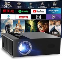 "Google TV" ir oficialios programos: Išmanusis namų kino projektorius 1080P FHD, automatinis fokusavimas ir trapecijos korekcija, "WiFi Bluetooth" nešiojamasis projektorius su pasukamu stovu, skirtas naudoti lauke / mobiliajame telefone