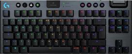 "Logitech G G915 X LIGHTSPEED TKL" plokščia belaidė žaidimų klaviatūra su dvigubo šūvio PBT klavišų dangteliais, RGB apšvietimu, rudos spalvos taktiliniais GL jungikliais, skirta PC/Mac, DEU QWERTZ išdėstymas - juoda