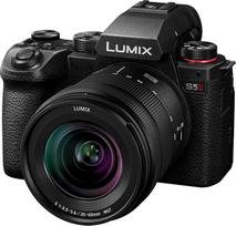 "Panasonic" LUMIX DC-S5 II veidrodinis viso kadro fotoaparatas su 20-60 mm F3.5-5.6 objektyvu, 4K 60p ir 6K 30p, atlenkiamas ekranas, "WiFi", hibridinis fazinis AF, aktyvioji IS, juodas