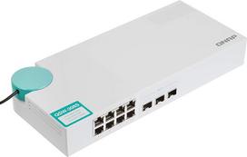 "Qnap Qsw-308S-US" 10GbE komutatorius su 3 prievadų 10G TVS-+ ir 8 prievadų gigabitiniu nevaldomu komutatoriumi