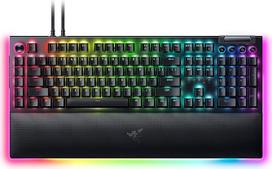 "Razer BlackWidow V4 Pro" (žalias jungiklis) - mechaninė žaidimų klaviatūra (spragsintys mechaniniai jungikliai, komandų ratukas ir 8 makro klavišai, daugiafunkcinis ritinėlis, riešo atrama) QWERTY JAV išdėstymo, juoda