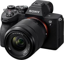 "Sony Alpha 7 IV" viso kadro sisteminis fotoaparatas su 28-70 mm f/3,5-5,6 II - 33 MP, automatinis fokusavimas realiuoju laiku, 10 kadrų per sekundę, 4K 60p vaizdo įrašas, jutiklinis ekranas, profesionalios funkcijos, skirtos fotografuoti ir filmuoti