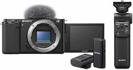 "Sony Alpha ZV-E10" | Vaizdo dienoraščio kamera su keičiamu objektyvu (pasukamas ekranas, 4K vaizdo įrašas, realaus laiko automatinis fokusavimas) + GP-VPT2BT rankena + ECM-W2BT mikrofonas