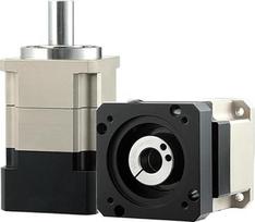 1 x aukšto slėgio spiralinė planetinė jėgainė, pritaikyta 200W/400W servo varikliui ir Nema23 57(40-1) Schrittmotor