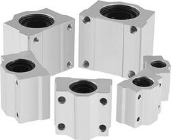 10 vnt. linijinių guolių slydimo, modelis SC10UU, SCS10UU, SCS8UU, SCS6UU, SCS12UU, SCS8LUU, daugiausia naudojamas CNC dalims, 3D spausdintuvo dalims (dydis : SCS12UU)