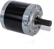 Das 42-mm-Planetengetriebe kann mit einem Getriebemotor 775 795 895 beim Vorwärts- und Rückwärtsgang kombiniert werden, hohes Drehmoment bei niedriger Drehzahl (3,7)