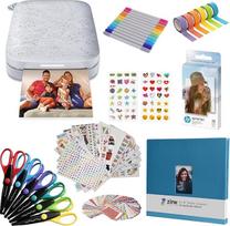 HP Sprocket nešiojamasis 2 x 3 colių momentinių nuotraukų spausdintuvas (baltas) rinkinys: 20 cinko popieriaus pakuočių, nuotraukų albumas, žirklės, žymekliai, lipdukų rinkiniai