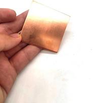 Plokščias lakštas pramoninėms formoms arba metalo menui. 99,9 % vario lakštas, "pasidaryk pats" rankų darbo medžiaga, grynas varis, tabletės, "pasidaryk pats" medžiaga Kvadratinės medžiagos (spalva: 100x100x12 mm)
