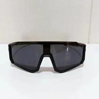 New Outdoor Riding Sunglasses One-piece Bicycle Windscreen  European and American MEN'S Sports Sunglasses juoda
