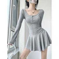 Purely Ballet-style Pleated Skirt with Long Sleeves and Short Pants Set for Women, Featuring A Stylish High-waist Two-piece Design. S