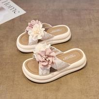 2025 summer new national style beaded rose soft belt fashionable versatile beach wear thick-bottomed comfortable slippers 35 smėlis