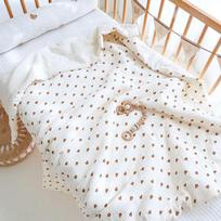 Brangdy Cotton Gauze Baby Quilt