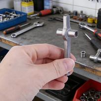 Radiator Valve Wrench Essential Plumbing Tool Professional Radiator Key 304 Stainless Steel for Bleeding Standard Heater Valves China Mainland