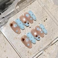10Pcs Handmade Nude & Blue Cat Eye Fake Nails with Star Print & Polka Dot Accents XS
