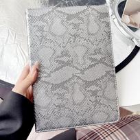 Leather Case For iPad 6 7 8 9 10th 11th 12th Stand Case Air 3 4 5 6 7  Mini 6/7 2025 A16 2026 10.2 10.9 11 ipad Pro 12.9 13 Snake Texture Cover ipad mini6/7 pilka spalva