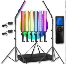 2 RGB šviesos lazdelių ir 2 trikojų rinkinys su nuotolinio valdymo pultu ir nešiojimo krepšiu BH-20RGB- 2.4G
