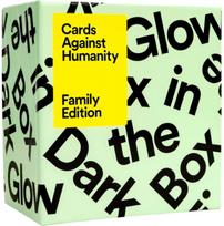Cards Against Humanity Family Glow in the Dark Box )