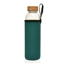 Izoliuotas 750 ml stiklinis vandens butelis su natūraliu bambuko dangteliu ir plieniniu filtru, nepralaidus vandeniui stiklinis vandens butelis tamsiai žalia spalva