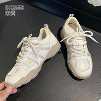 Dexun Forrest Gump shoes autumn new thick-soled breathable college wind hot diamond casual shoes 35 smėlis