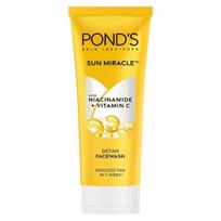 Pond's Detan veido prausiklis įdegiui pašalinti vos per 7 dienas | Sudėtyje yra vitamino C ir niacinamido | Veido prausiklis visų tipų odai, 100 g