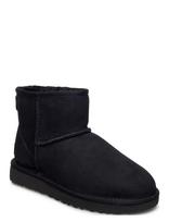 UGG - W Classic Mini Ii - Žieminiai batai - Juoda