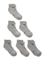 Nike - Nike Dri-Fit Performance Basic Quarter - Kojinės - Pilka