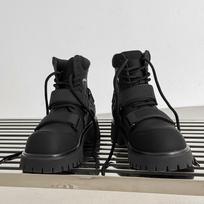 Nišiniai rudens nauji lipdukų Martin batai funkciniai vėjo dekonstrukcijos aukštakulniai motociklininko stiliaus batai aukštinantys batai women's size 36 juoda