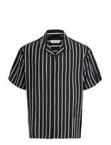 Jack & Jones - Jjejeff Resort Stripe Shirt S/S Sn - Marškiniai trumpomis rankovėmis - Juoda