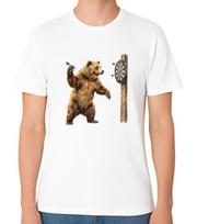 Bear Playing Darts T-Shirt Funny Animal Game Graphic Tee S įvairiaspalvis