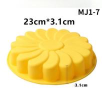 Cake Silicone Mold 9 Inch Gear Shape Mousse  Bakeware DIY Toast Bread Baking Tool Chocolate  Jelly Pudding yellow