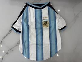 26.27 Naminių gyvūnų futbolo marškinėliai. Ispanija. Meksika. Brazilija. Tokie patys šunų drabužiai nacionalinei komandai Pasaulio taurėje. (as the picture,S)