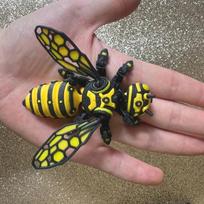3D Printed  Articulated Mechanical Wasp Multi Color Jointed Cyber Hornet Model Steampunk Insect Figurine Desktop Ornament