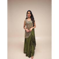 New Superhit Launch – Trending Lehenga Saree with Fully Embroidered Stylish Blouse on Rangoli Silk Fabric alyvuogių žalios spalvos