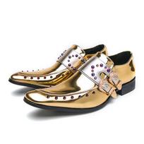 Mėlyni Demon Chelsea vyriški odiniai aukštakulniai mokasinai su auksiniais futbolo bateliais, smailus pirštas, didelis dydis ir metalinėmis kniedėmis. Size 39 auksas