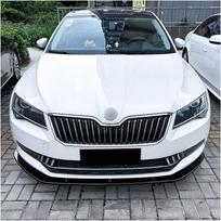 Priekinio buferio lūpos spoileris Skoda Superb B8 III 3V3 3V5 2015-2019 automobiliui Difuzorius Skirstytuvas Tiuningas Apsaugas Separatorius Kėbulo komplektas Glossy Black