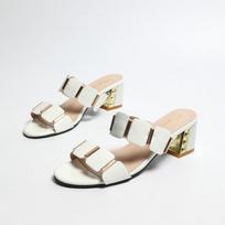 New Style Flip-flops, Versatile High Heels, Thick Heels, Plain Design Women's Slippers, Large Size Shoes 34 balta