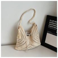 Lazy wind relaxation large capacity woven bag women's summer seaside vacation shoulder beach bag straw woven tote bag 33*9*34 CM pilkšvai balta