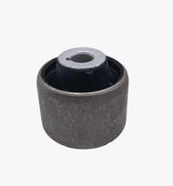 7H0407182A Triangle Arm Rubber Bushing for Multivan 7H0 407 182A.