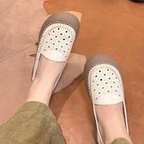 Sandals Comfort Soft Mom's Shoes Flat Sole Women's Shoes Hollow Genuine Leather Shoes Middle-aged Mother's Loafers Shoes 35