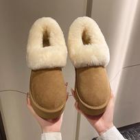 Women's Fashion Lightweight Soft Sole Winter Warm One-step Fur One Snow Boots Padded Lining Non-slip Casual Sports Cotton Boots Fur Shoes 35