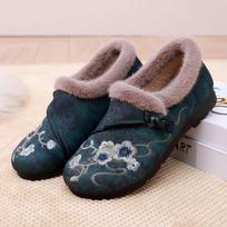 Winter Fleece Inside Loafer Shoes for Women Comfortable Outdoor Anti-Slip Shoes Women's Embroideries Warm Fur Lined Shoes Flat Platform Shoes 35