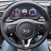 Skirta Kia K5 Sportage 4 KX5 2016 2017 Rankomis siūta neslystanti juoda natūralios odos automobilio vairo dangtelis