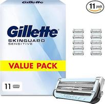 "Gillette Skinguard Sensitive" skustuvo peiliukai vyrams, 11 originalių atsarginių peiliukų, balti/mėlyni - drėgnas skustuvas, peiliukai vyriškiems skustuvams, patobulinta sutepimo juostelė