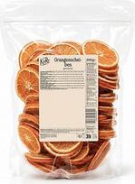 "KoRo" - džiovintų apelsinų skiltelės 500 g - kaip prieskonis, dekoracija ar papuošalas - kokteiliams, arbatai ir virintam vynui - ištisus metus dvelkia vaisiniu apelsinų aromatu - 100 % apelsinas