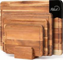 4 pjaustymo lentelių rinkinys iš akacijos medienos su laikymo stoveliu 40 x 30 cm 33 x 24 cm 26 x 18 cm 21 x 15 cm 2 cm storio virtuvės lentelės su sulčių grioveliu