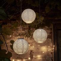 Lights4fun Saulės žibintai Maroko kabantys 3 rinkiniai | LED saulės žibintai lauke | Šiltai balta IP44 | Sodo balkono, terasos ir kiemo dekoracijos | Tyvek atsparus oro sąlygoms | Skersmuo 20 cm | Balta