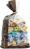 Lindt šokolado LINDOR mišinys, 1370 g, LINDOR rutuliukai: Pieno, 70 %, pieno ir baltojo, Stracciatella, baltojo, riešutų, karamelinio, švelnaus pyrago, sūdytos karamelės, pistacijų ir tiramisu, šokoladinė dovana