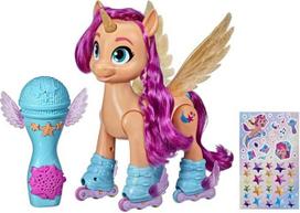 My Little Pony - Eine neue Generation Sing- und Skatespaß Sunny Starscout - Pony (22,5 cm) mit Fernbedienung, 50 Reaktionen